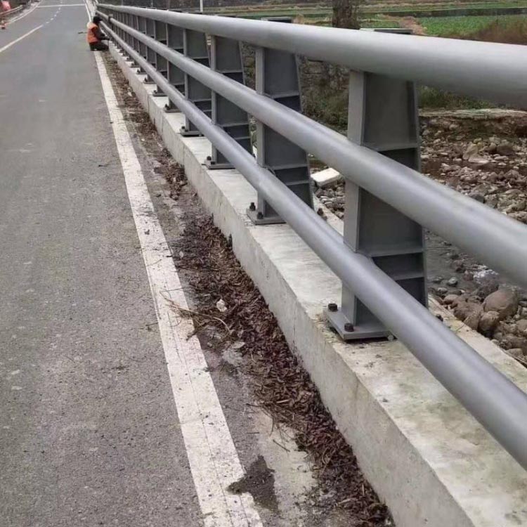 防撞護(hù)欄